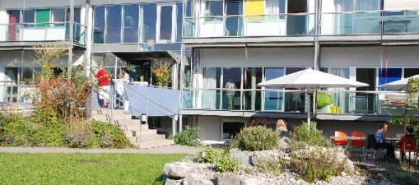 Im Februar 1995 konnte die Therapiestation Lukasfeld eröffnet werden.
